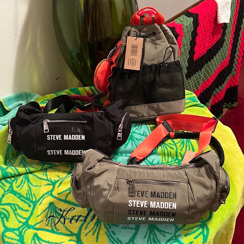 Steve Madden, small medium bags different straps color black and olive